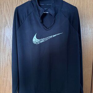 Black Nike Pull over